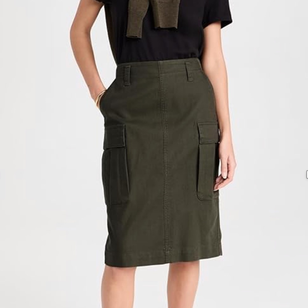 Vince Utility Cargo Skirt in Night Pine Size 2 NWT